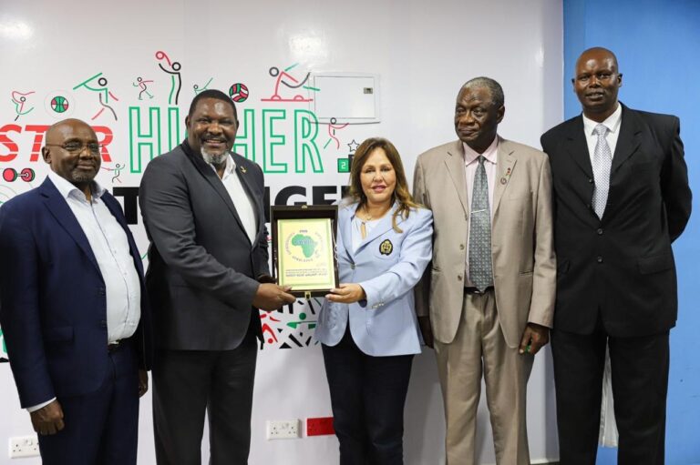 La présidente de la CAVB, Bouchra Hajij, en visite officielle au Kenya : un engagement renouvelé pour le développement du volleyball africain